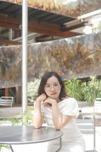 Bạn Tuyết Nhung
